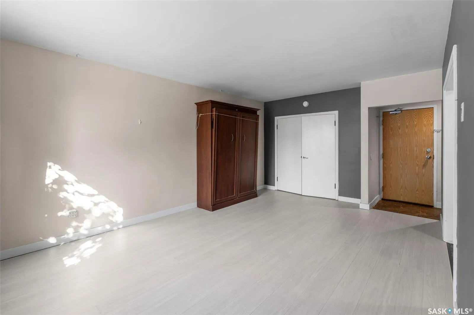 400 4th AVENUE N, #13