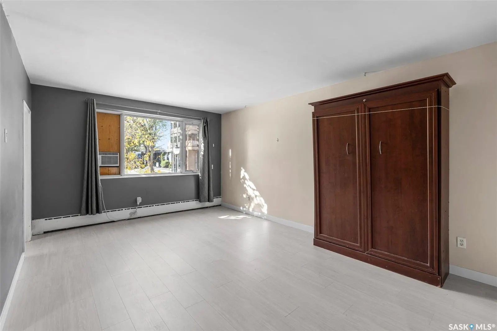 400 4th AVENUE N, #13