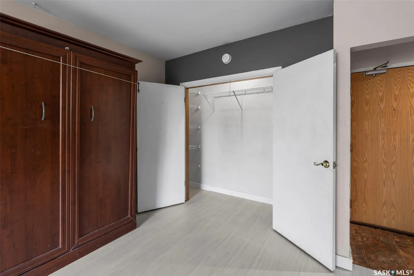400 4th AVENUE N, #13