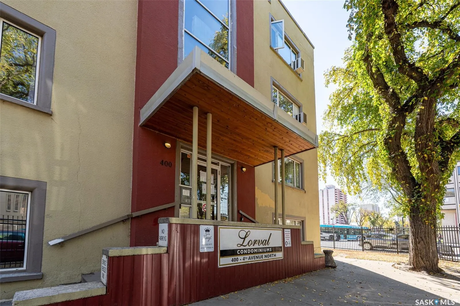 400 4th AVENUE N, #13