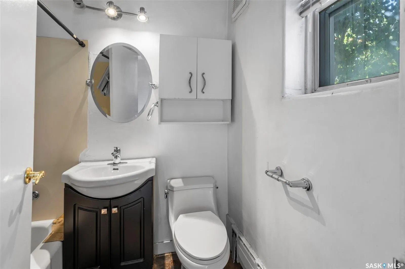 400 4th AVENUE N, #13