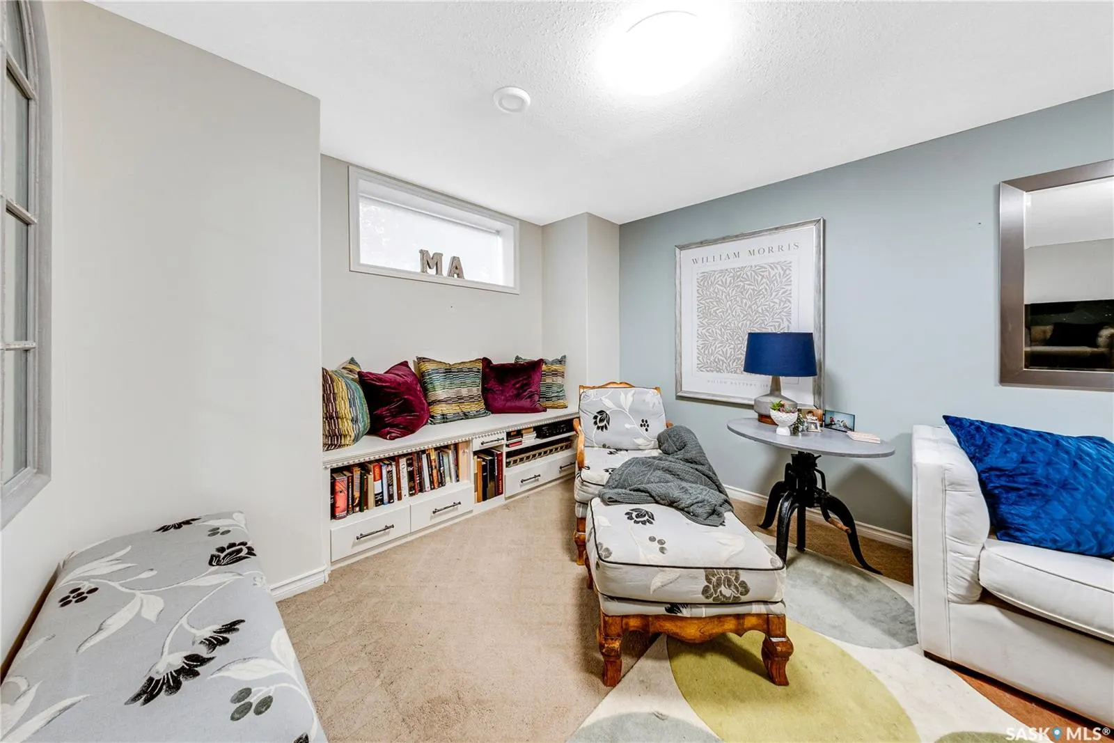 315 Blackburn CRESCENT