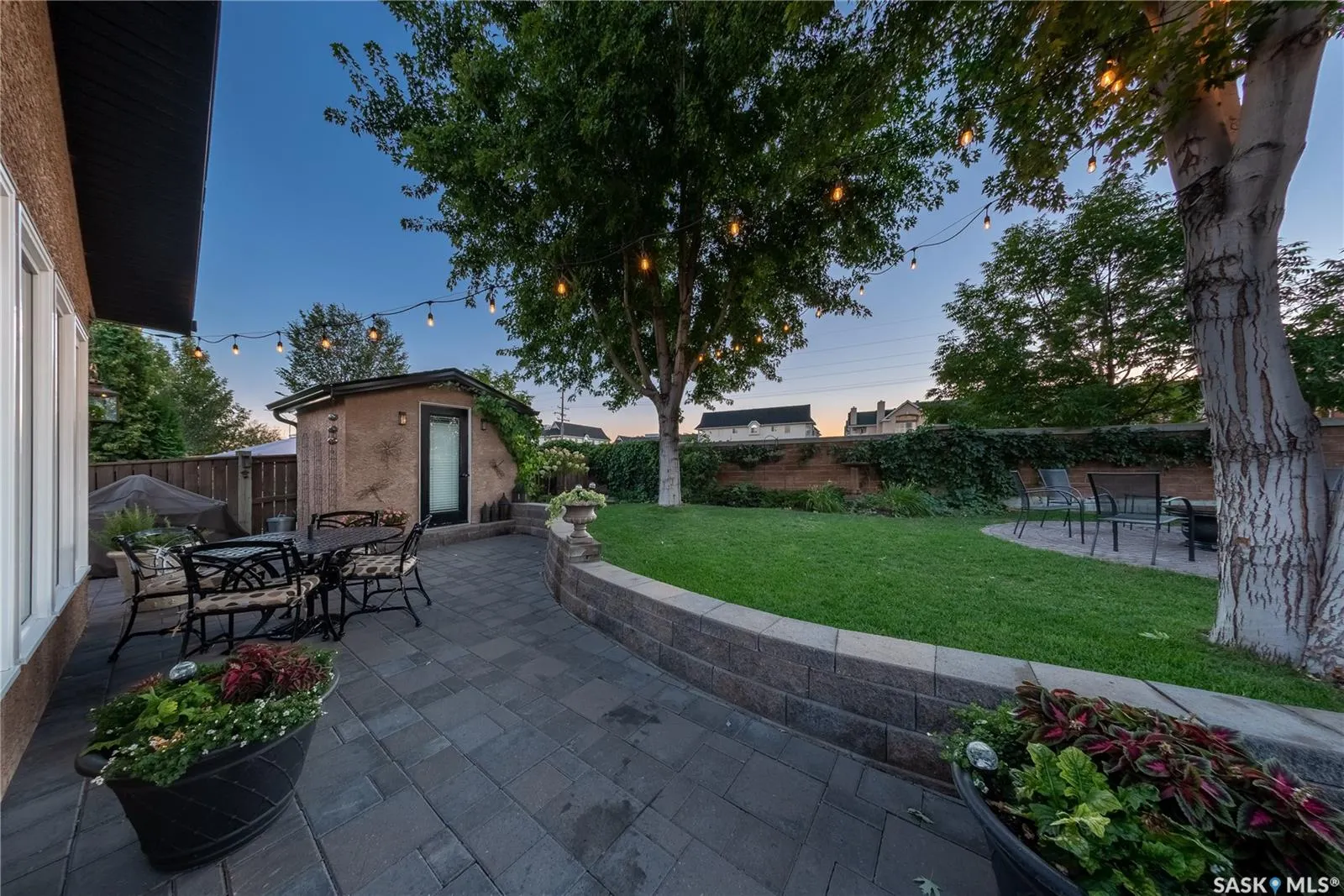 315 Blackburn CRESCENT