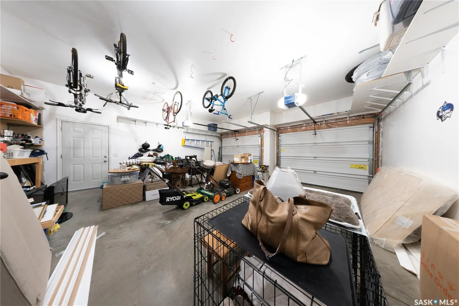 315 Blackburn CRESCENT