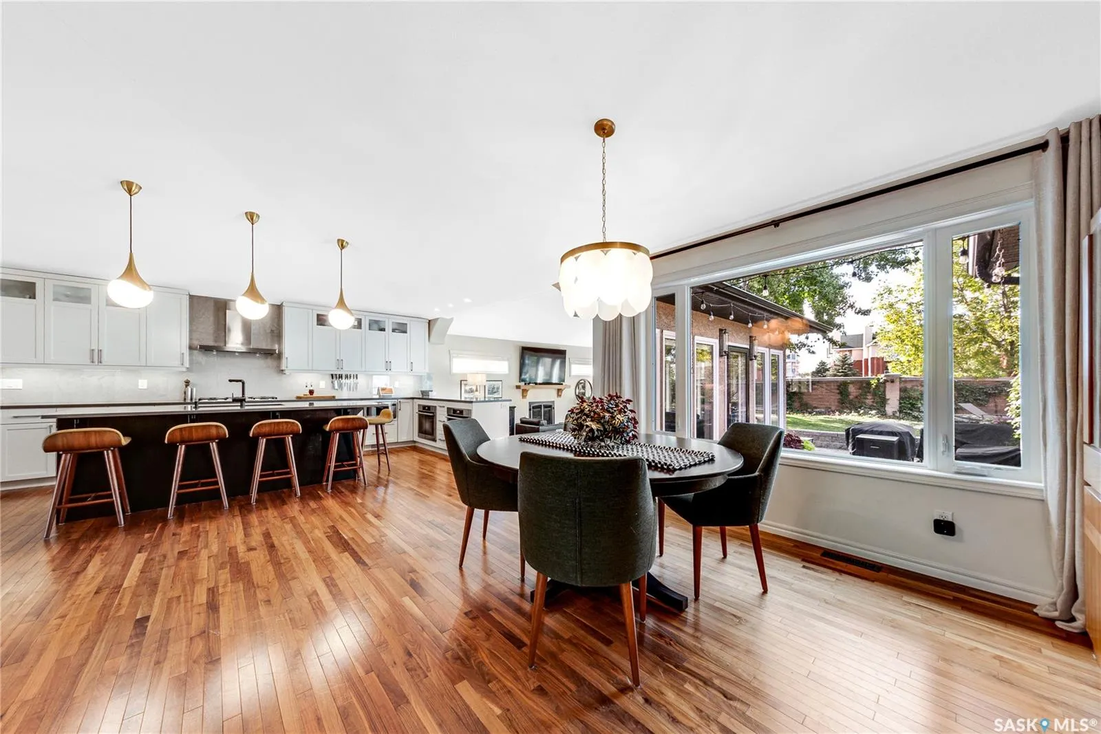315 Blackburn CRESCENT
