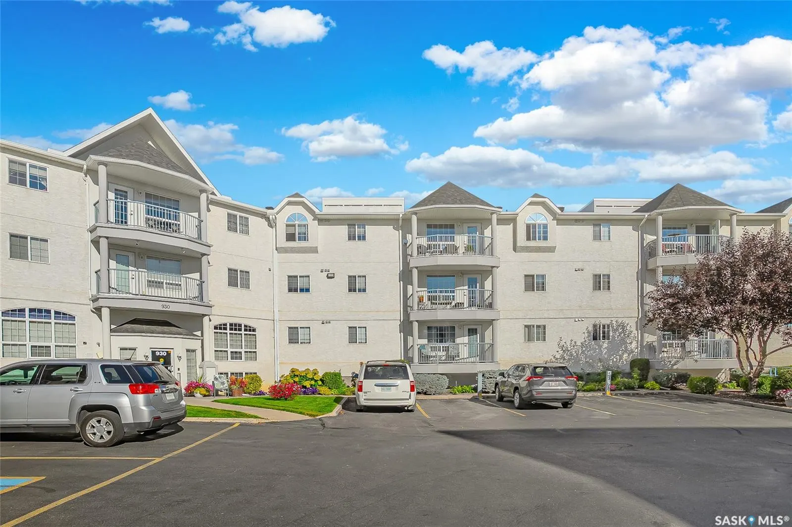 930 Heritage VIEW, #201