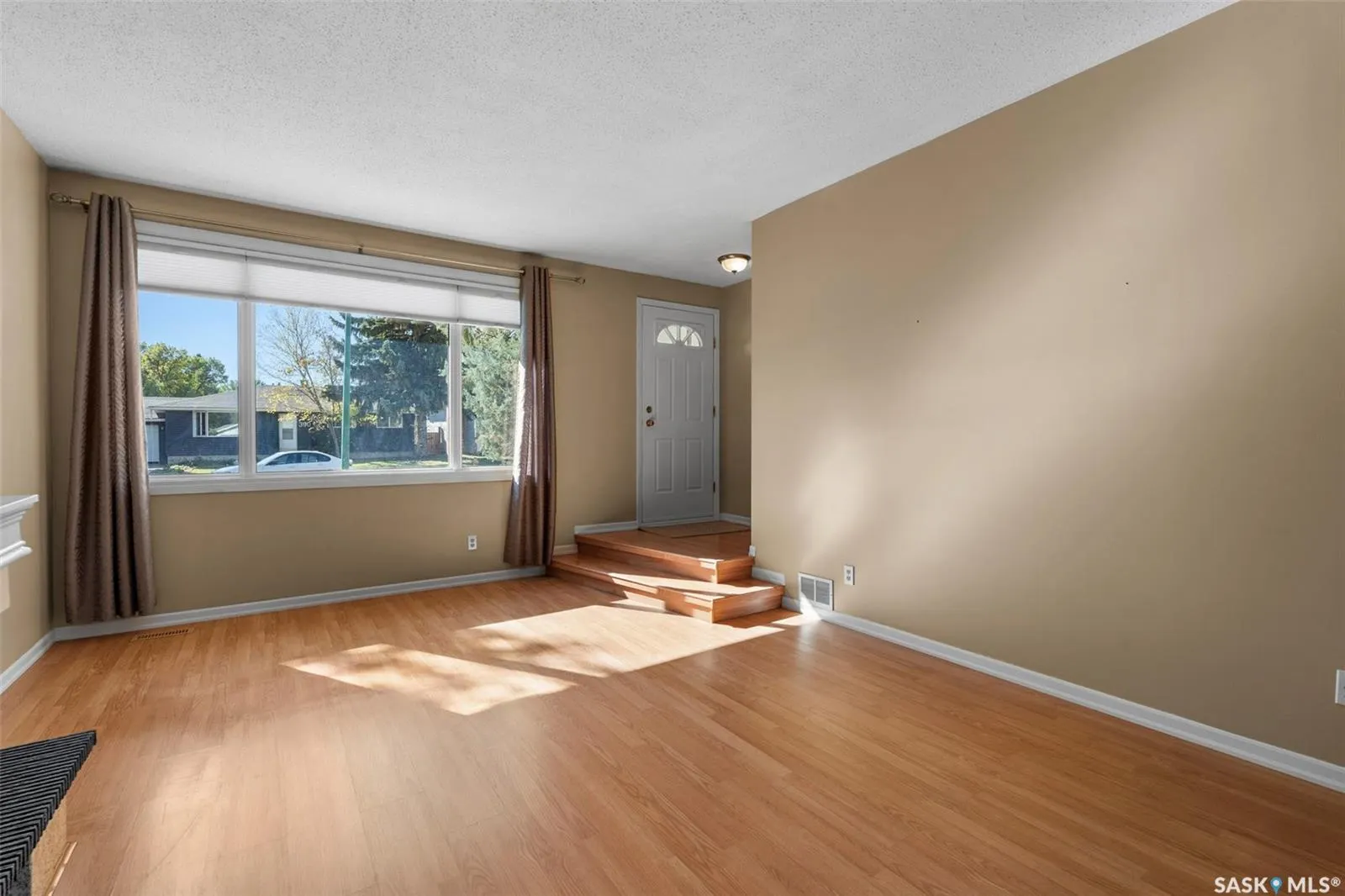 389 Balsam CRESCENT