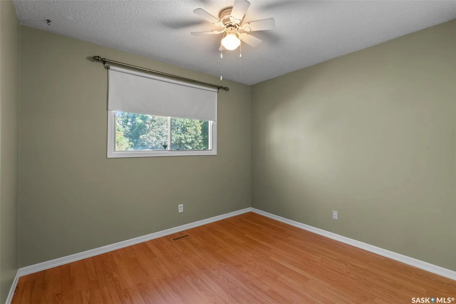 389 Balsam CRESCENT