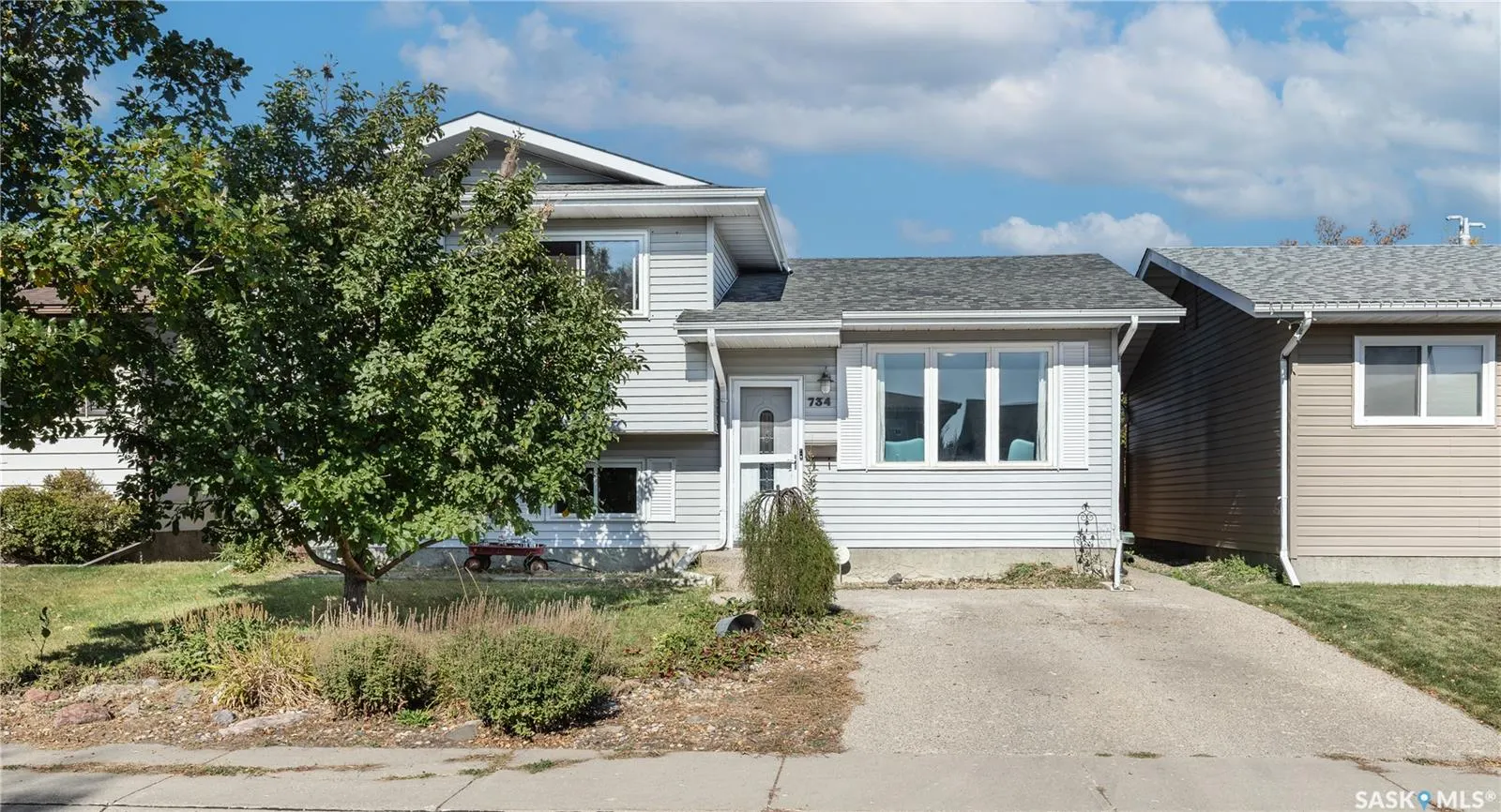 734 Whelan WAY