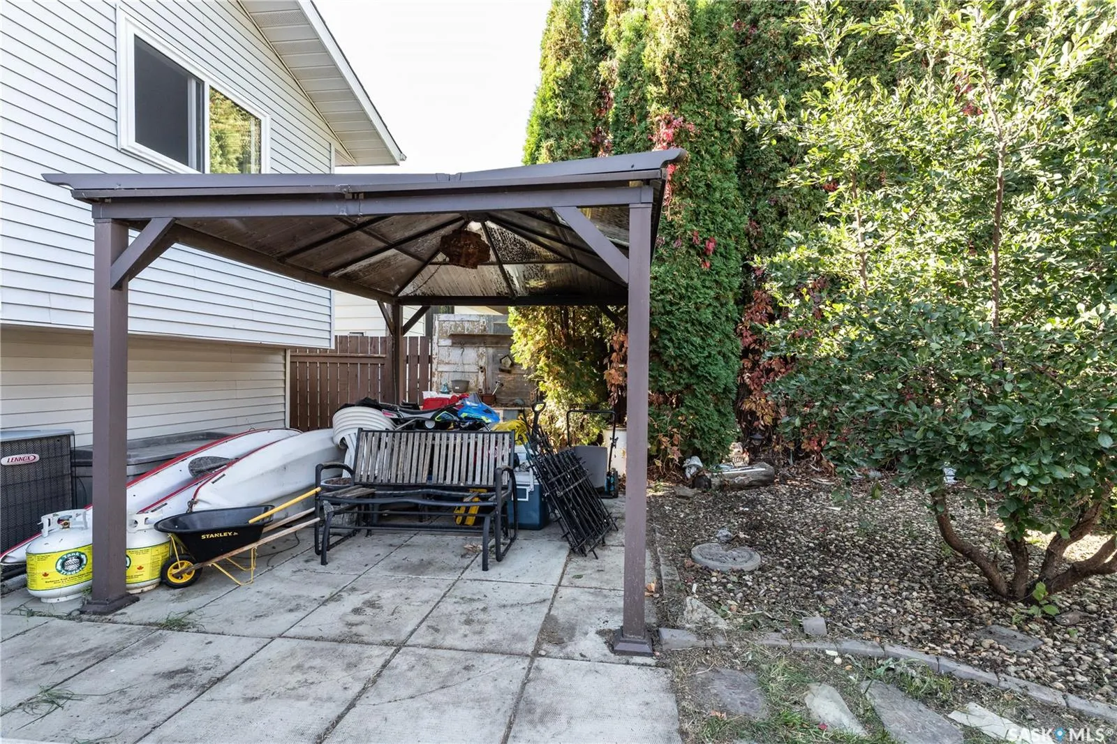 734 Whelan WAY