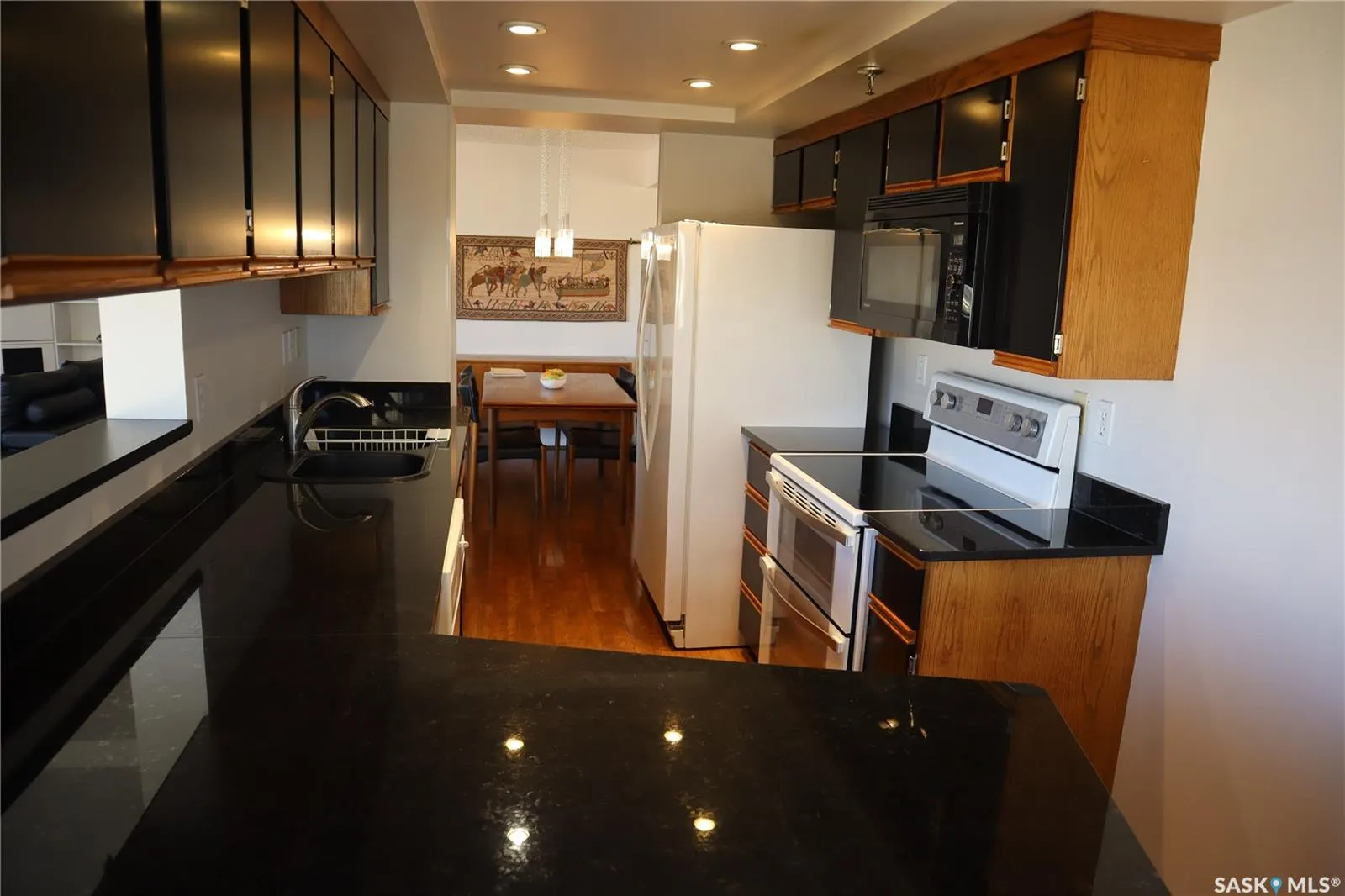 424 Spadina CRESCENT E, #1780