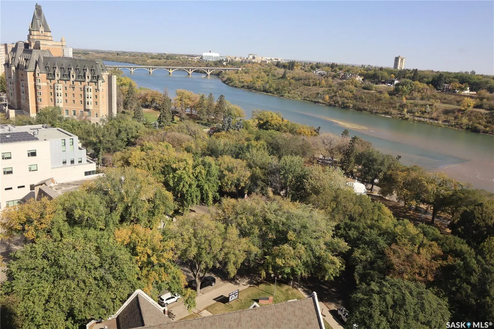 424 Spadina CRESCENT E, #1780