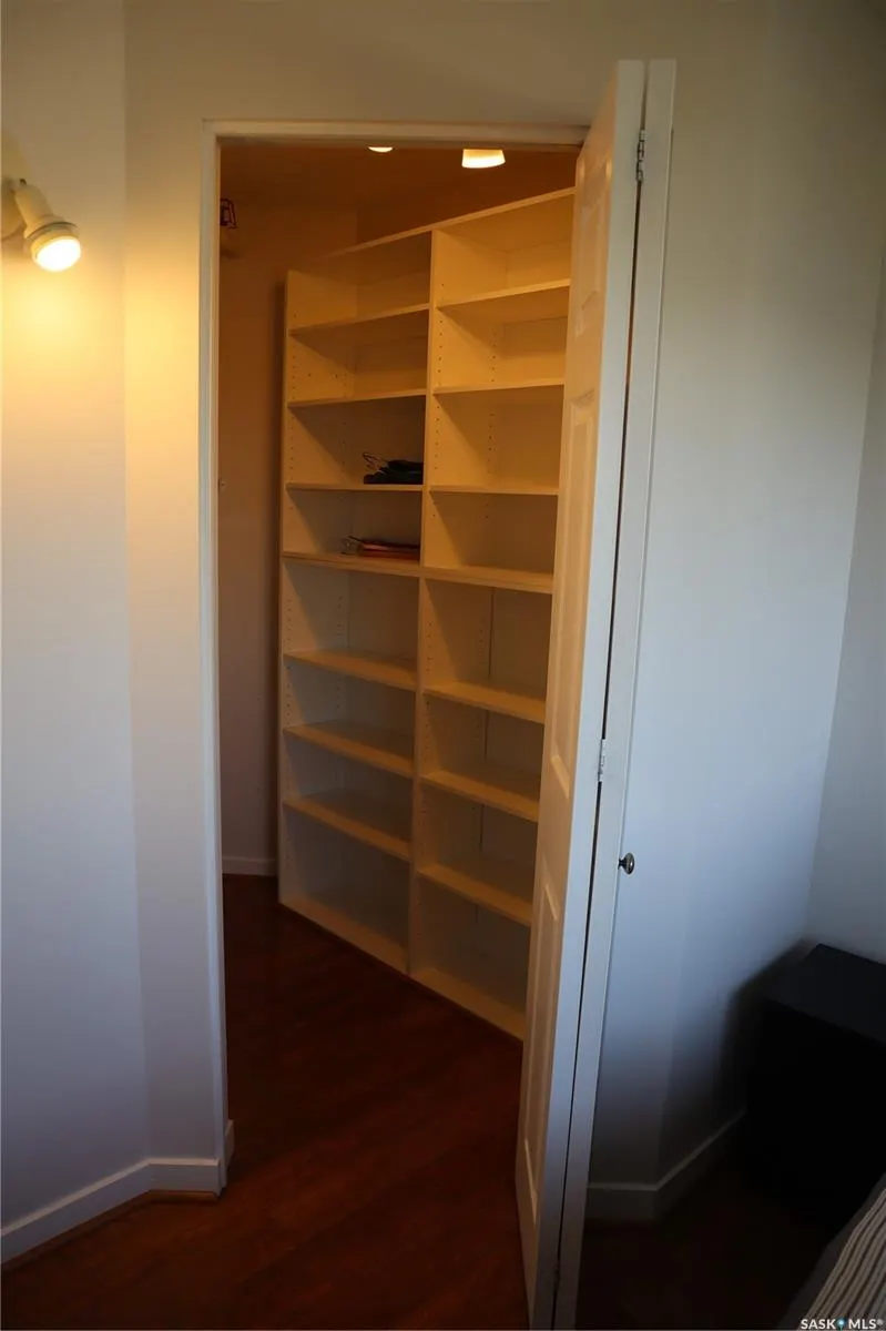 424 Spadina CRESCENT E, #1780