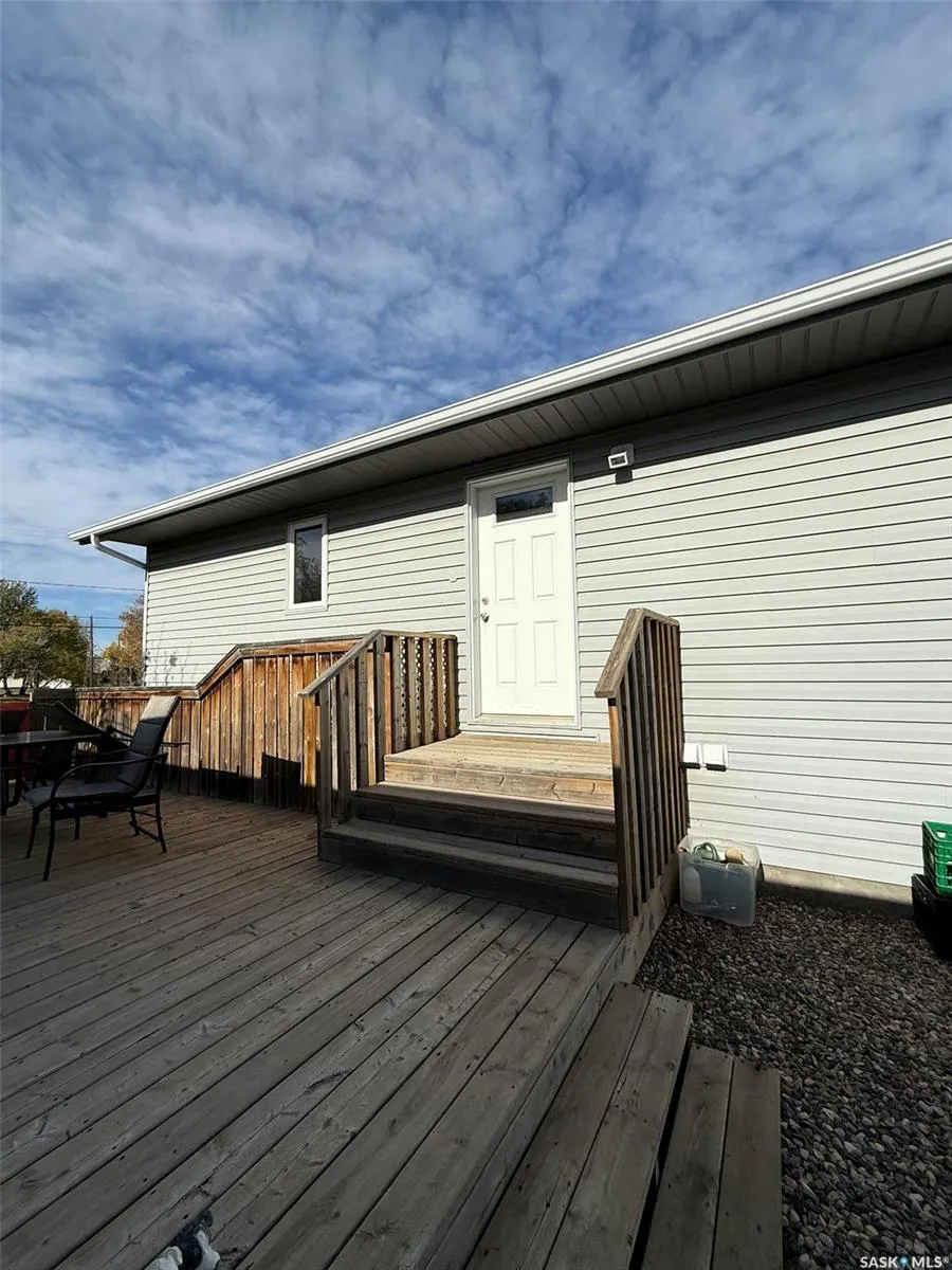 312 Railway AVENUE