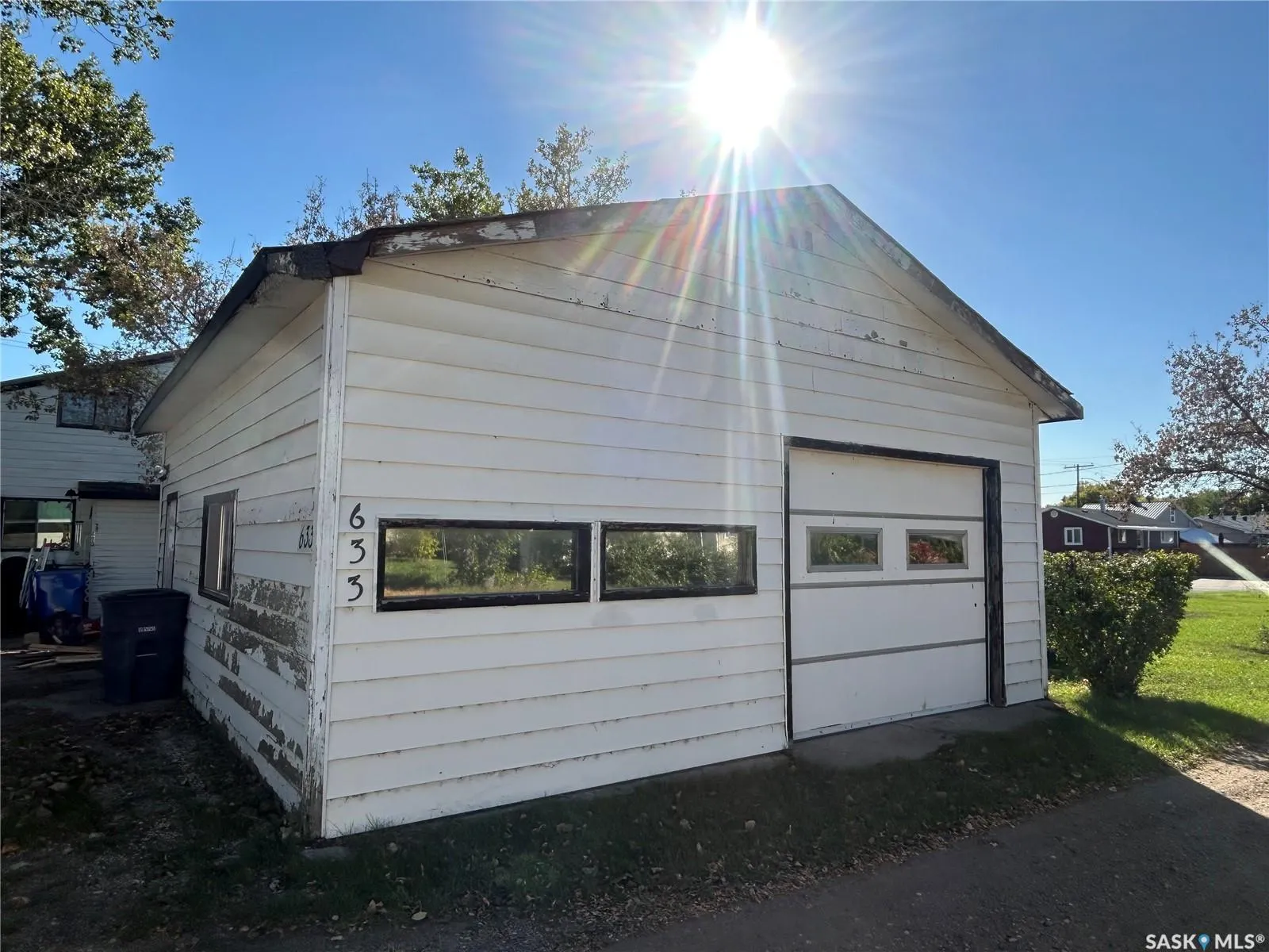 633 King STREET