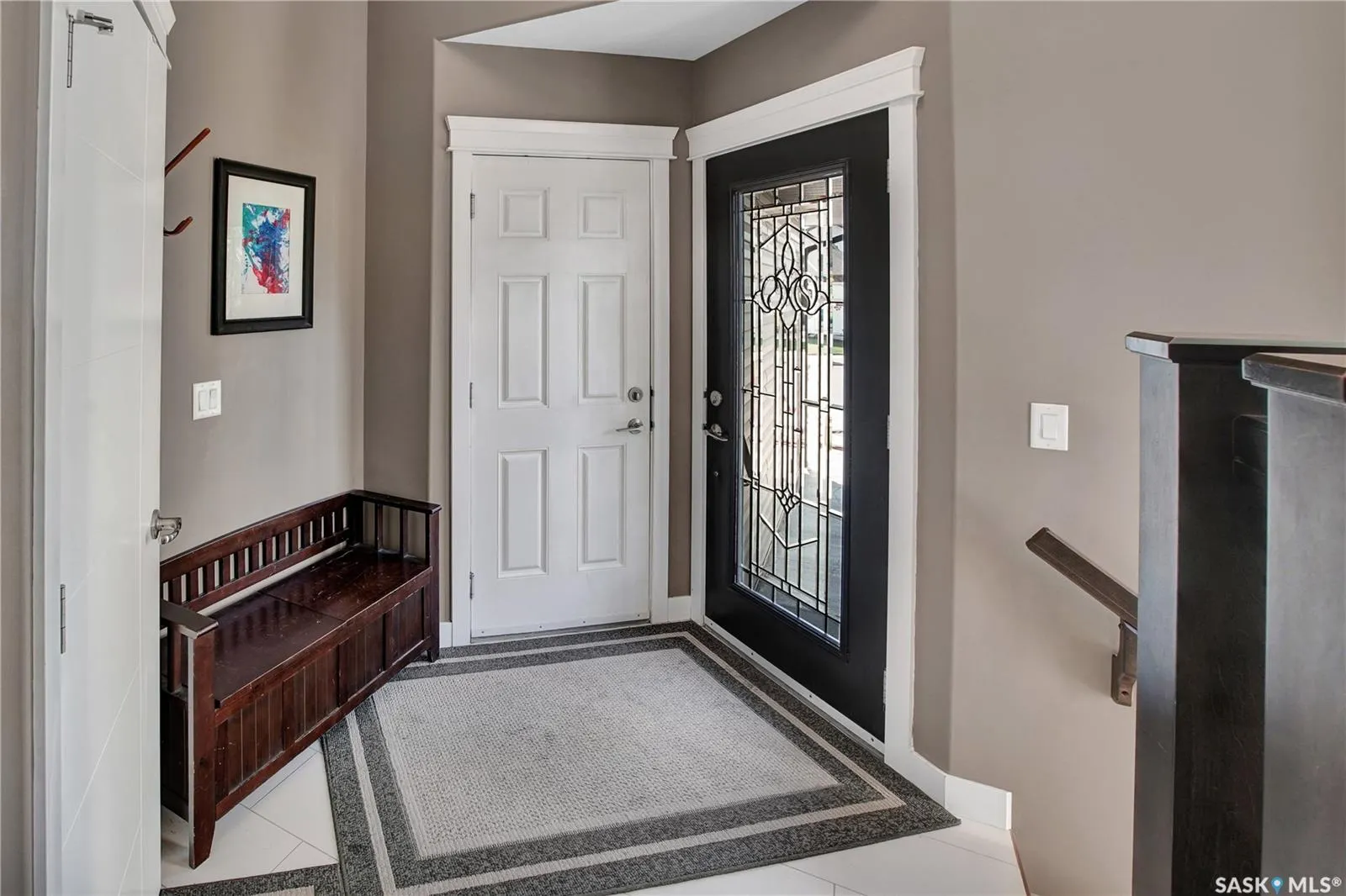 424 Lyle CRESCENT