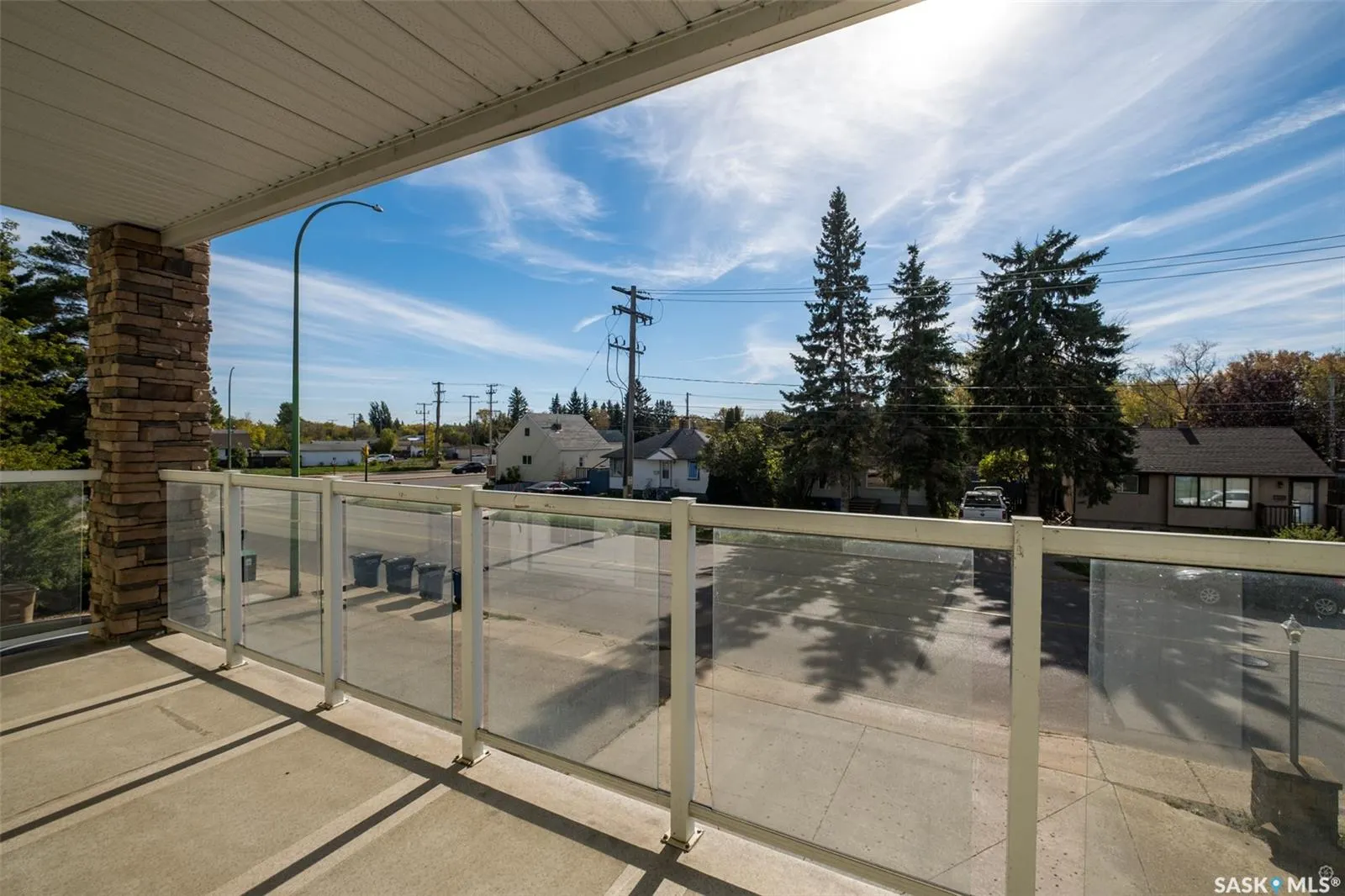 586 River STREET E, #105