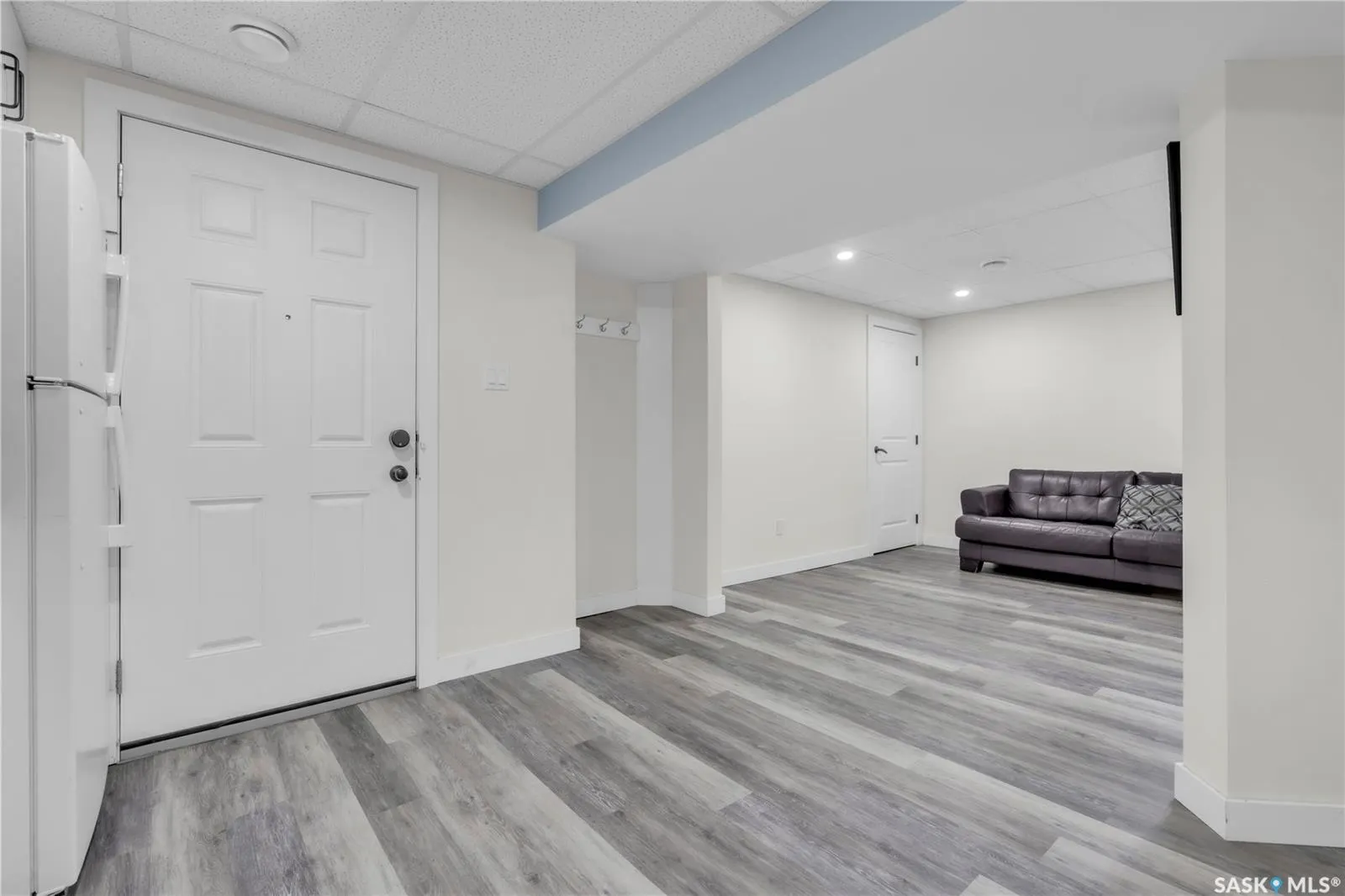 145 1st STREET E