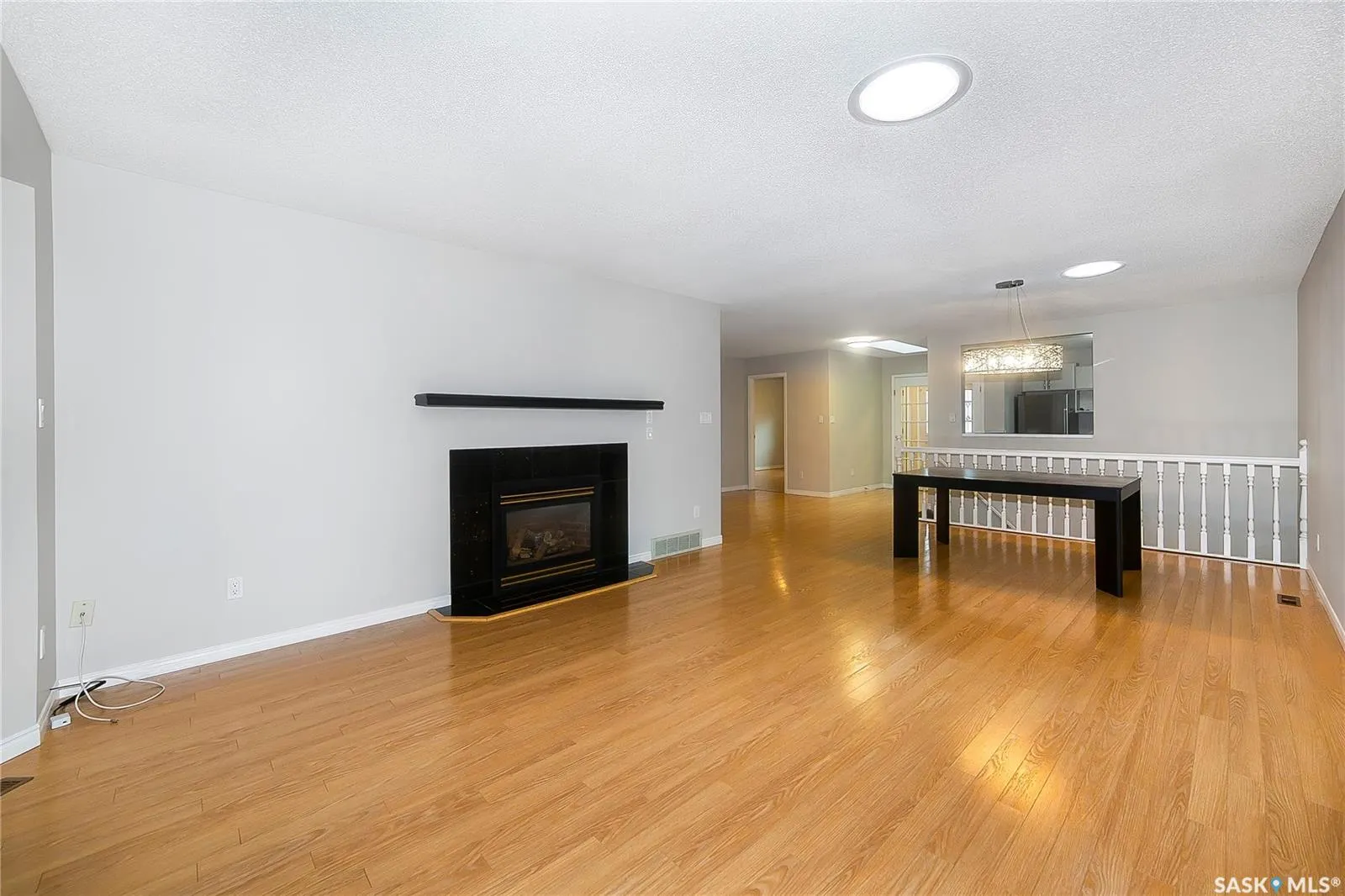 3415 Calder CRESCENT, #8