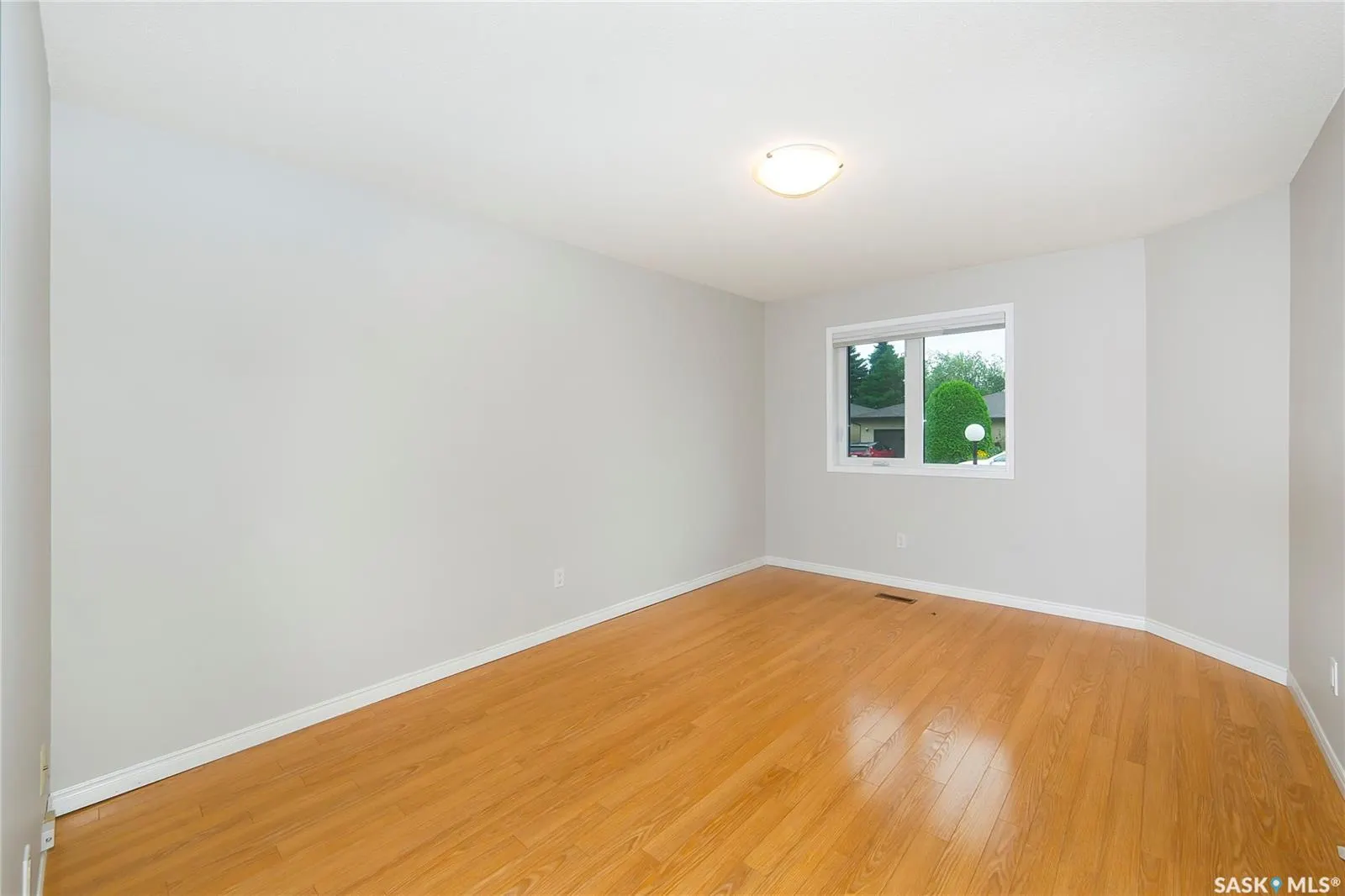 3415 Calder CRESCENT, #8