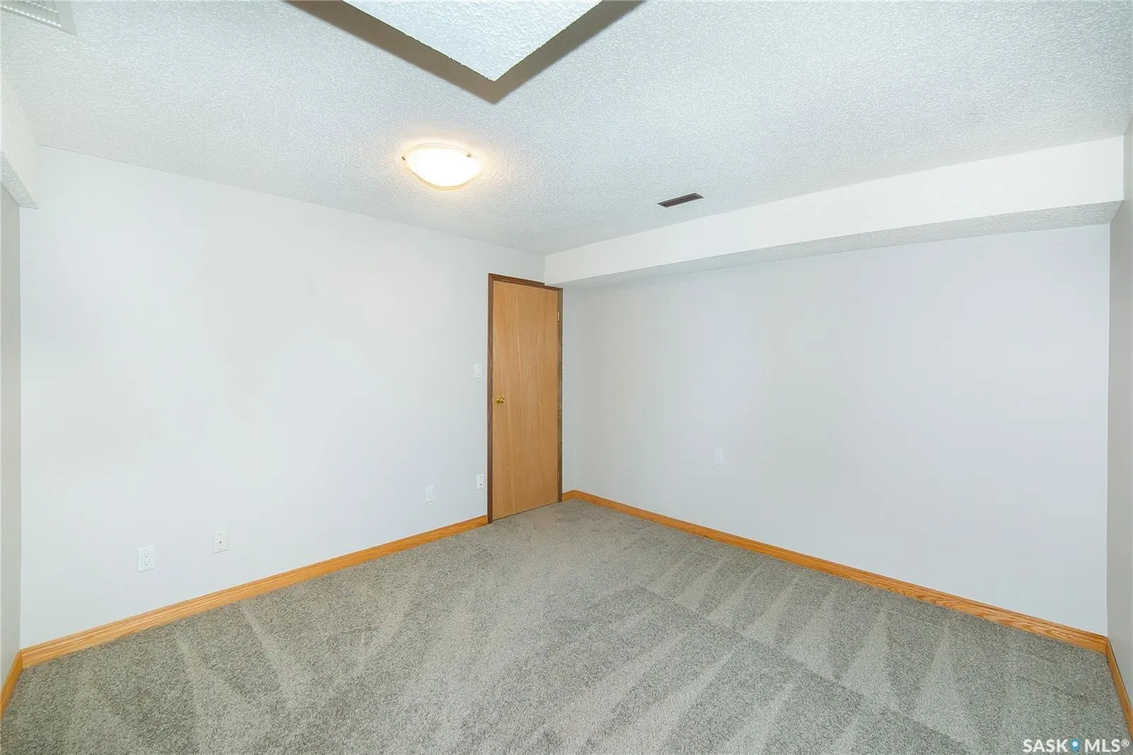 3415 Calder CRESCENT, #8