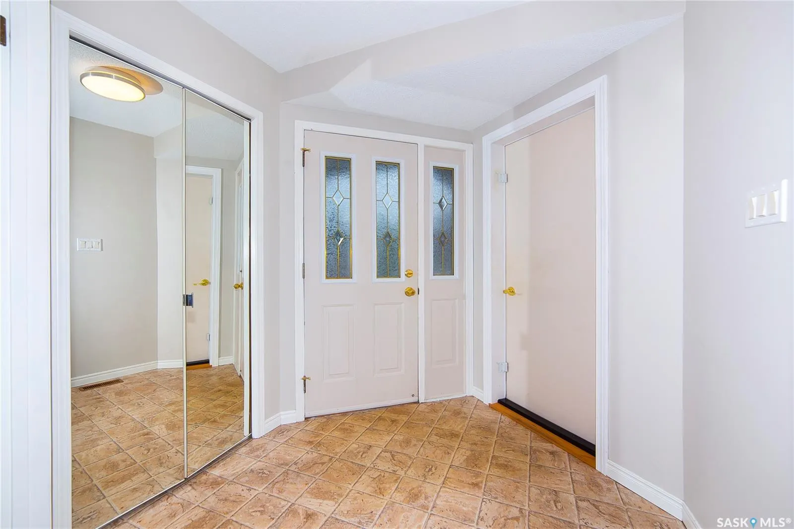 3415 Calder CRESCENT, #8