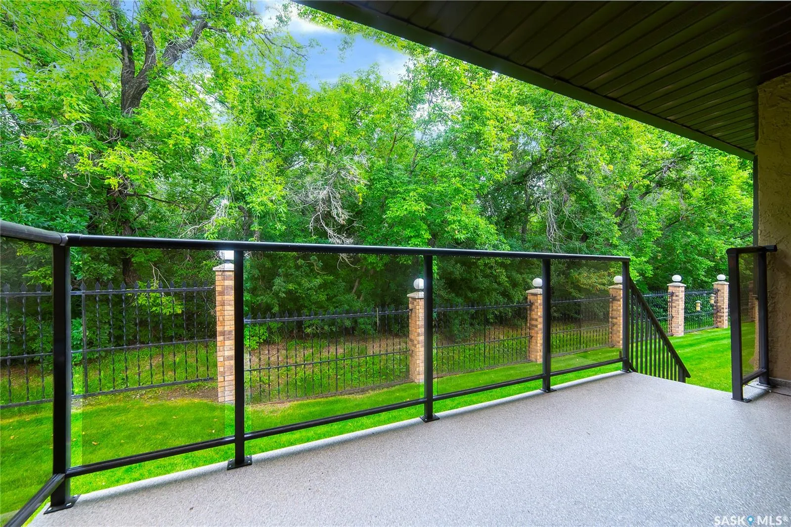 3415 Calder CRESCENT, #8