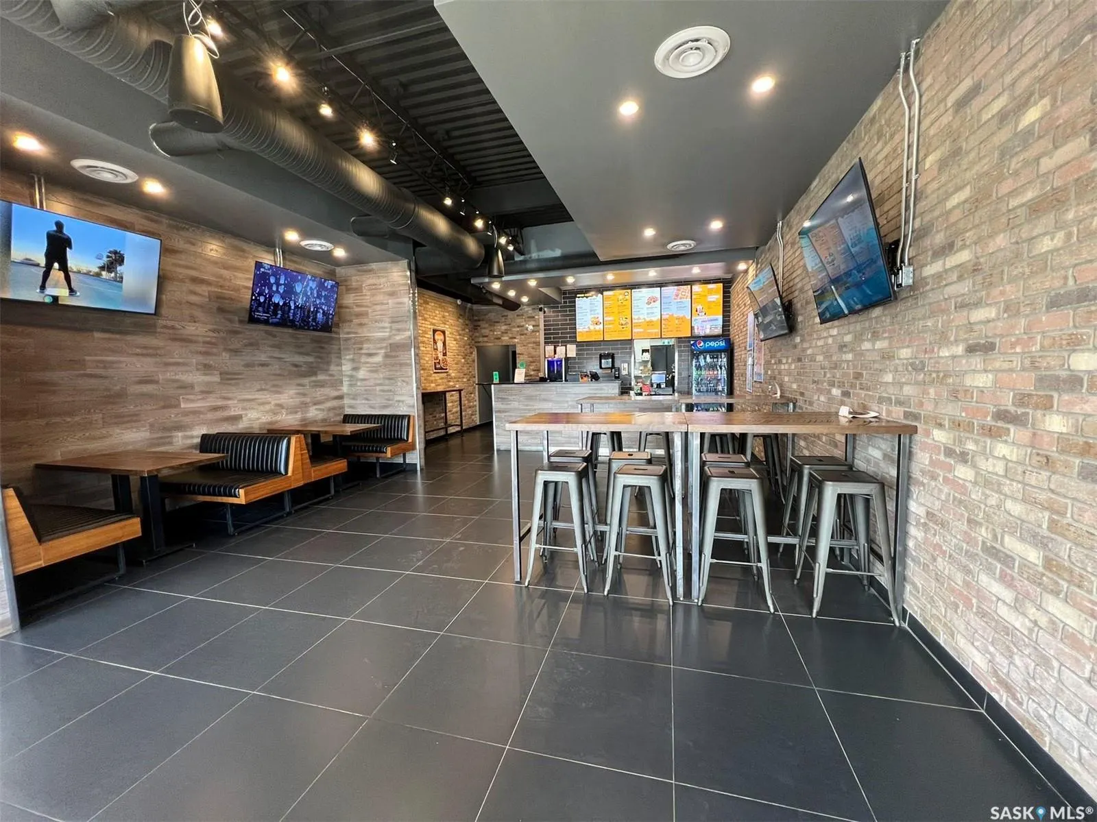 510 Circle DRIVE E, #9