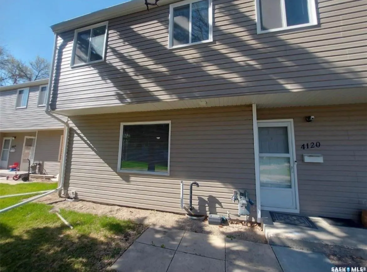 4120 Castle ROAD