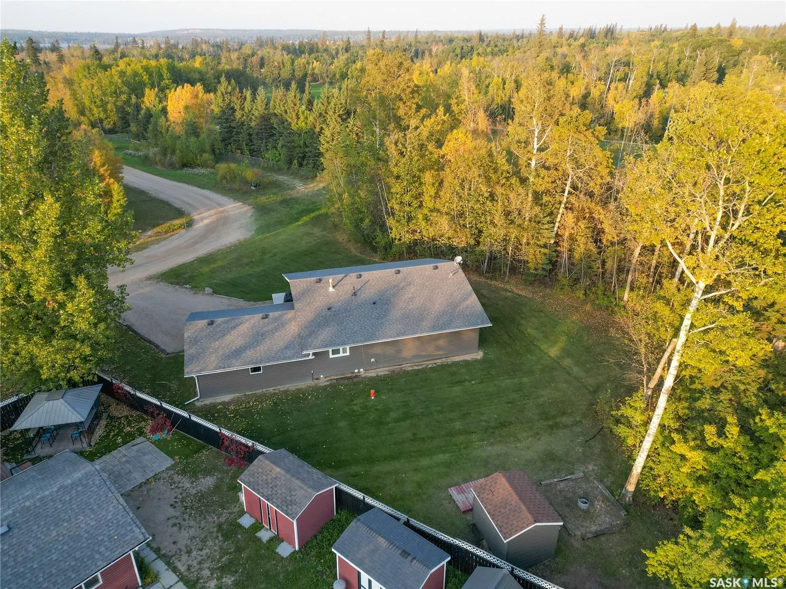 105 Crestview DRIVE