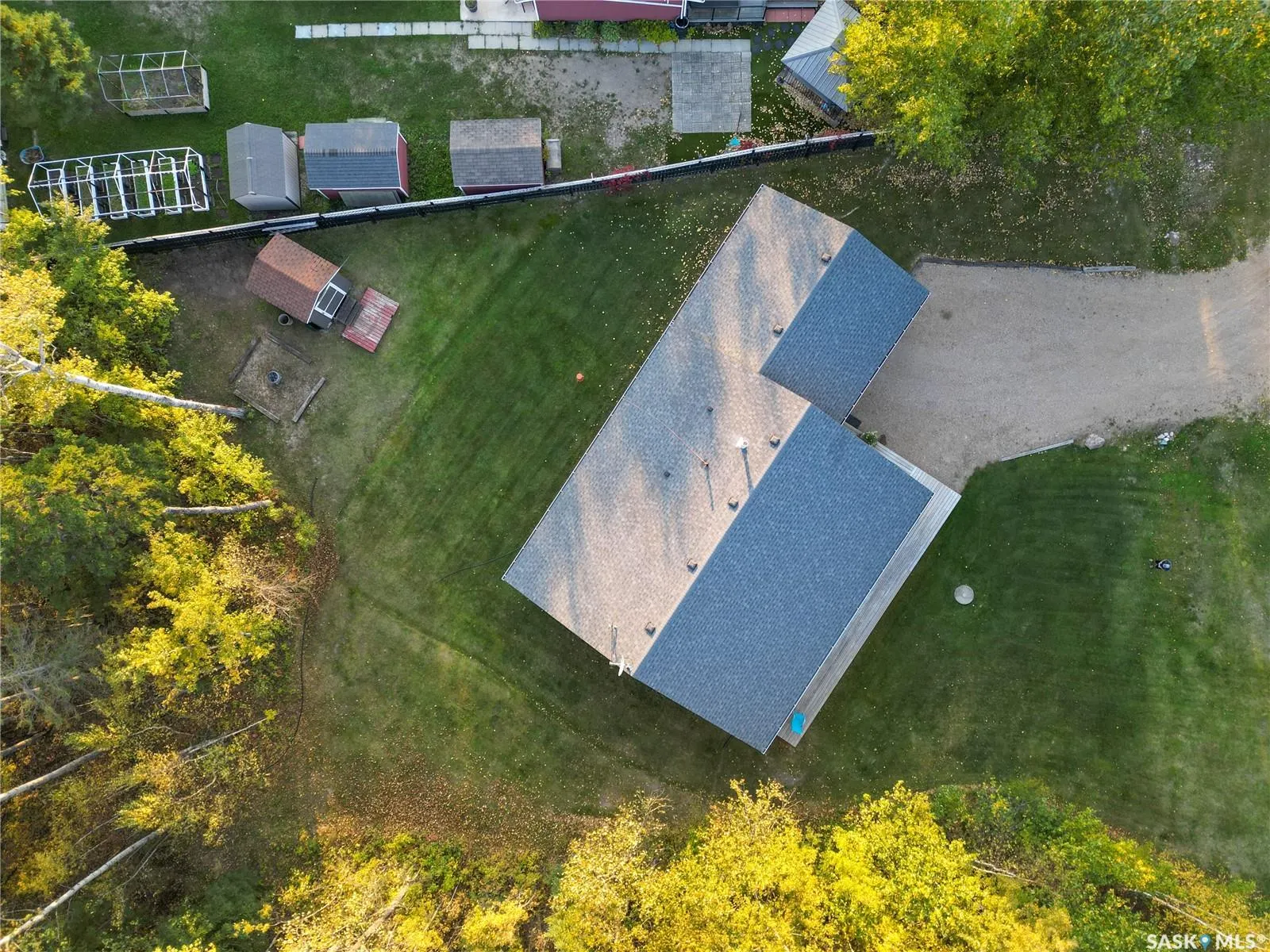 105 Crestview DRIVE