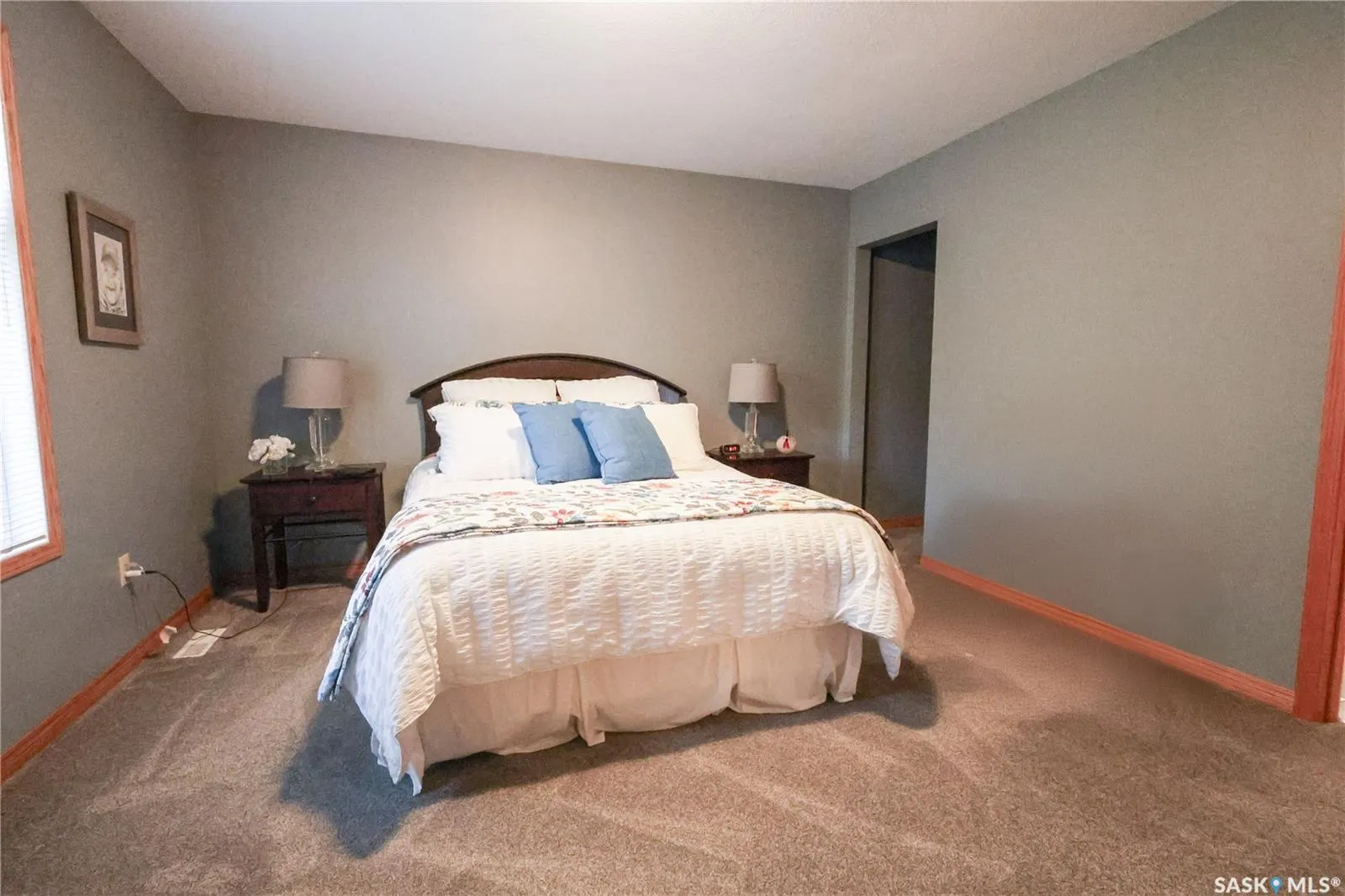 105 Crestview DRIVE