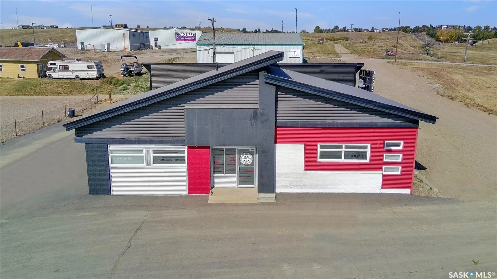 1411 North Service ROAD W