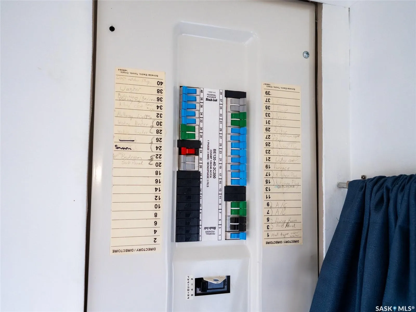 20 Crystal DRIVE