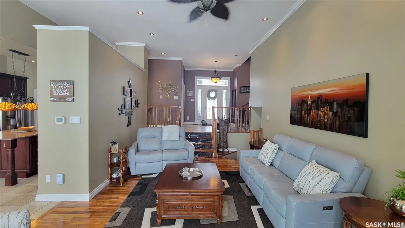 408 5th STREET E