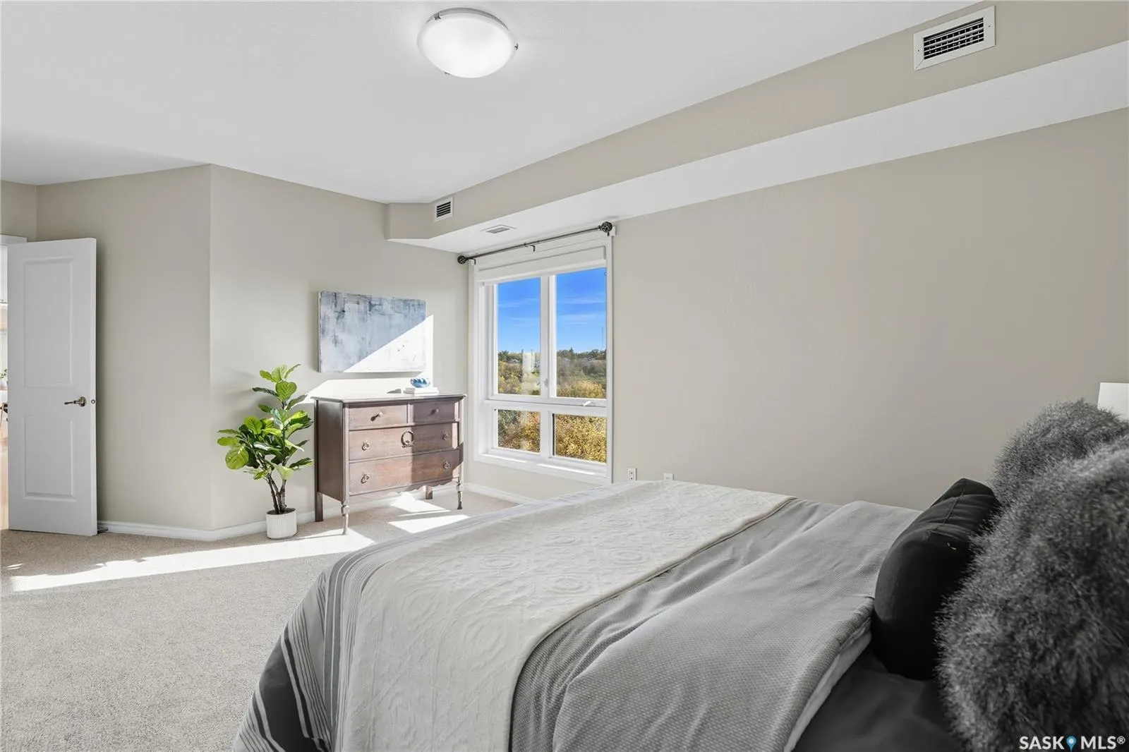 902 Spadina CRESCENT E, #609