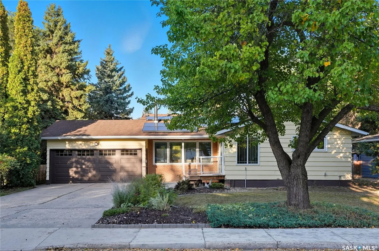 518 Bate CRESCENT
