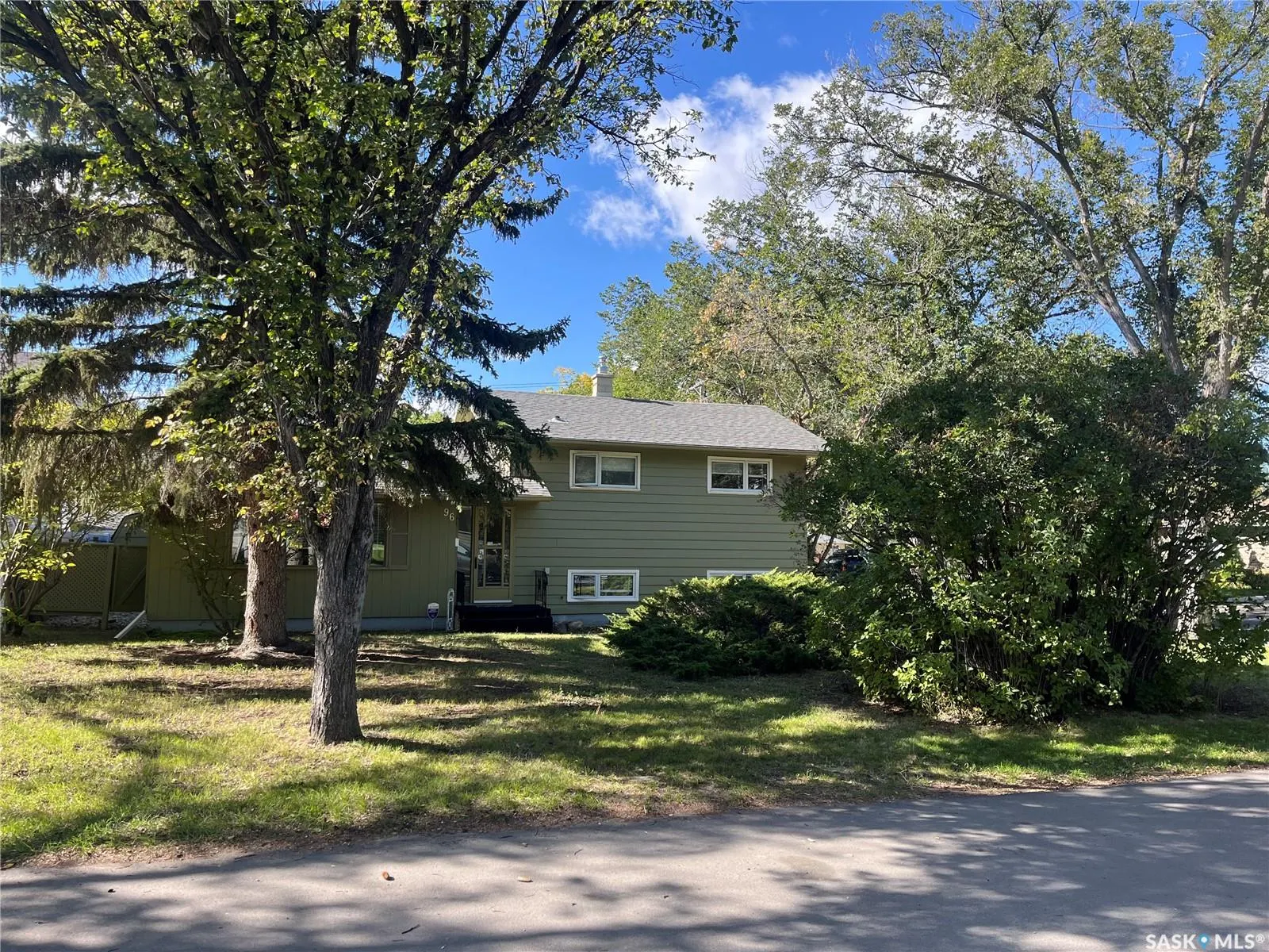 96 BOBOLINK BAY