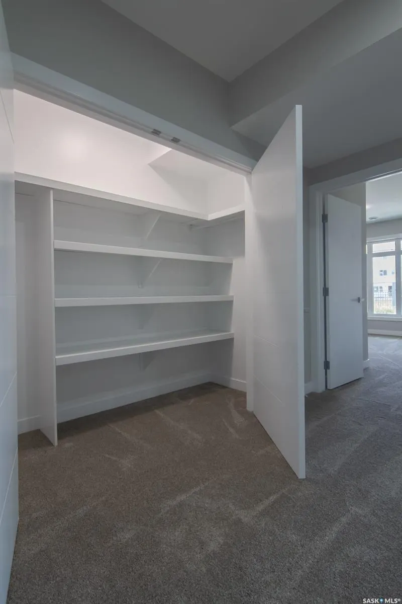 423 Sharma CRESCENT