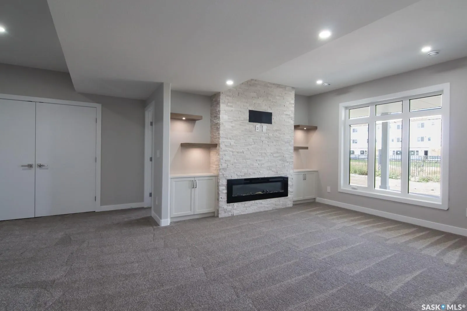 423 Sharma CRESCENT