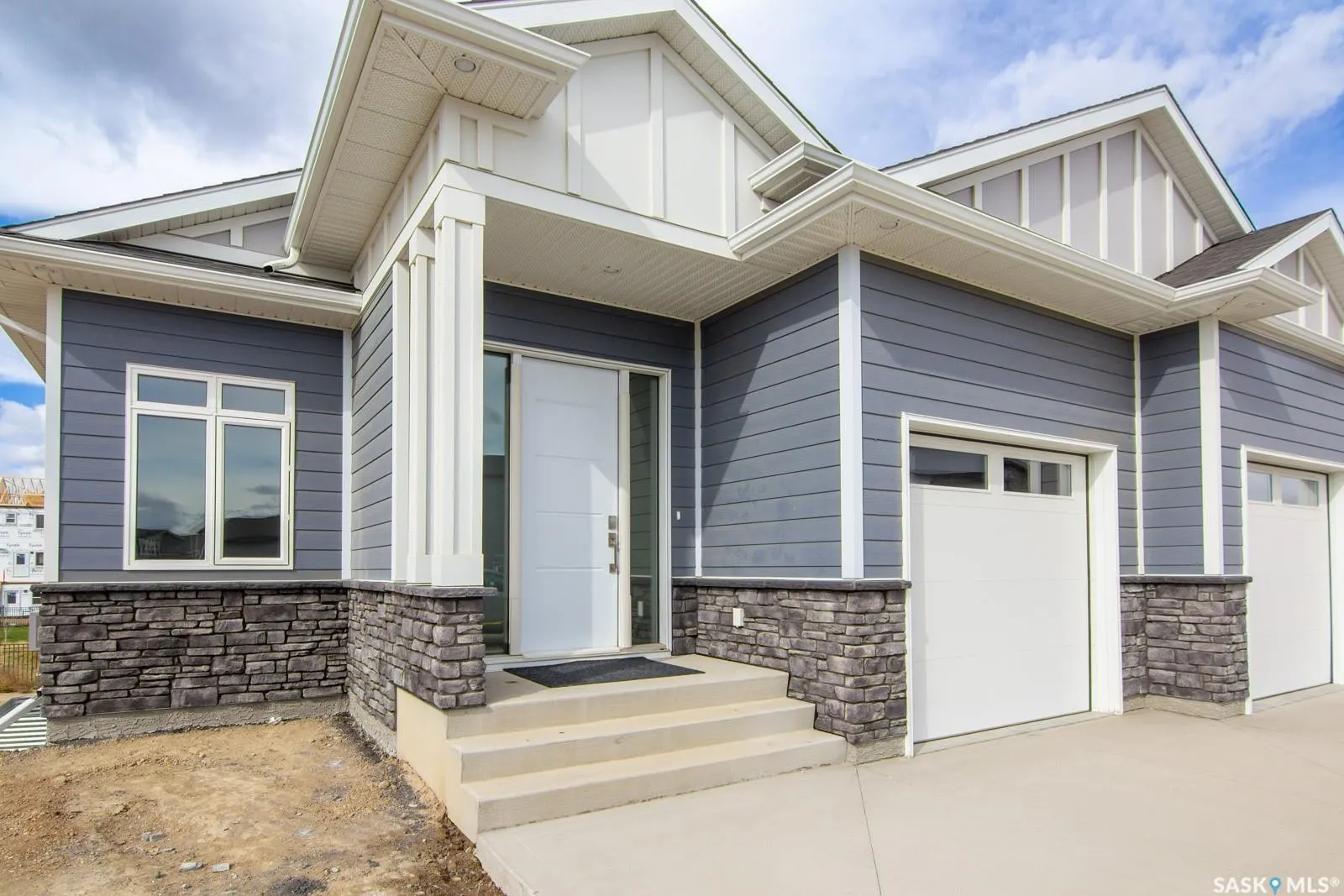 423 Sharma CRESCENT