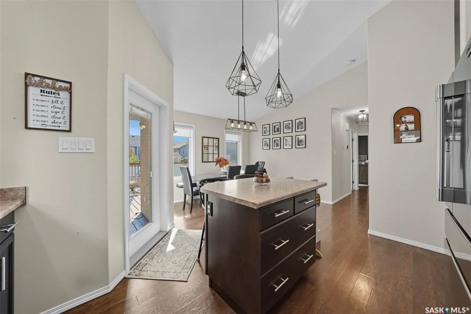 439 Snead CRESCENT