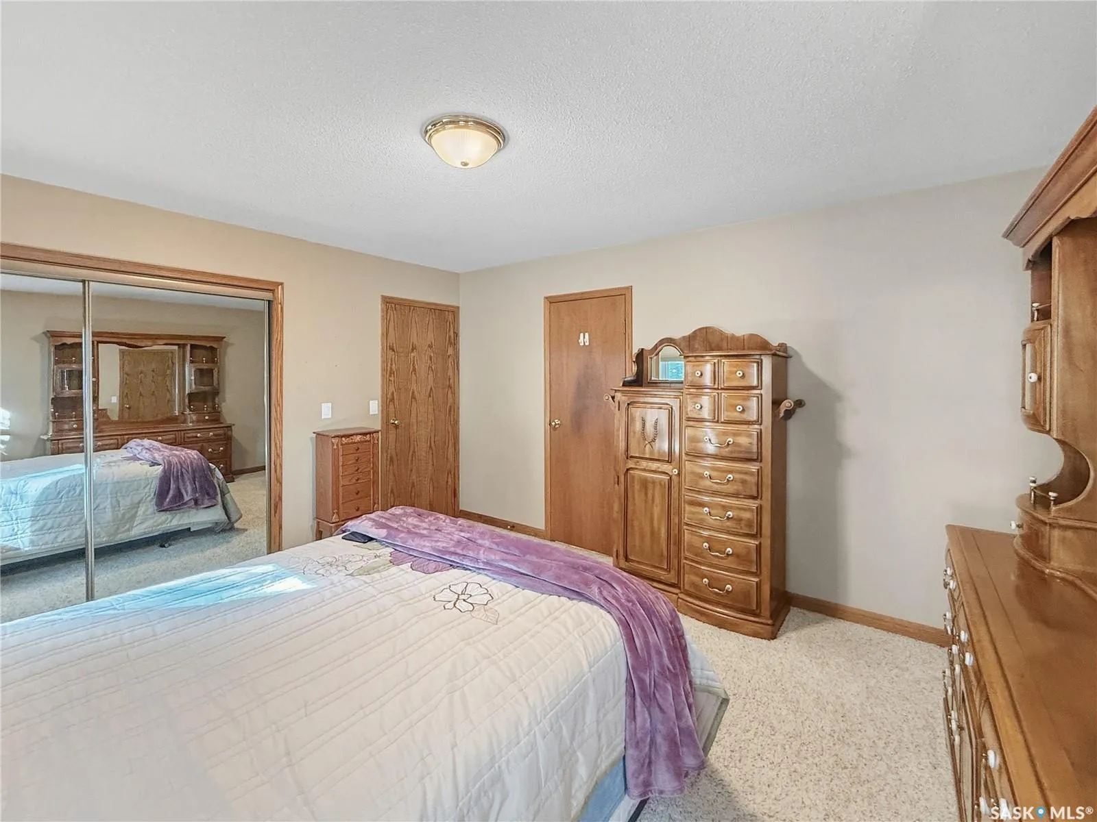 406 Curry CRESCENT