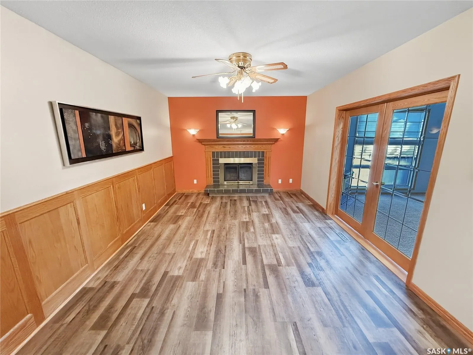 406 Curry CRESCENT