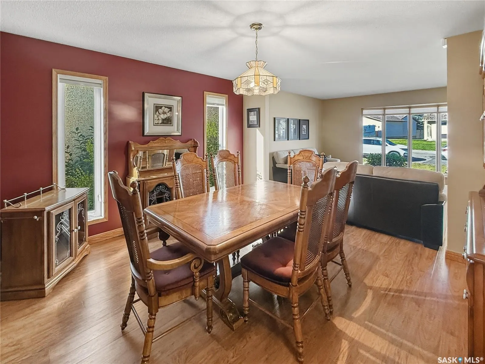 406 Curry CRESCENT