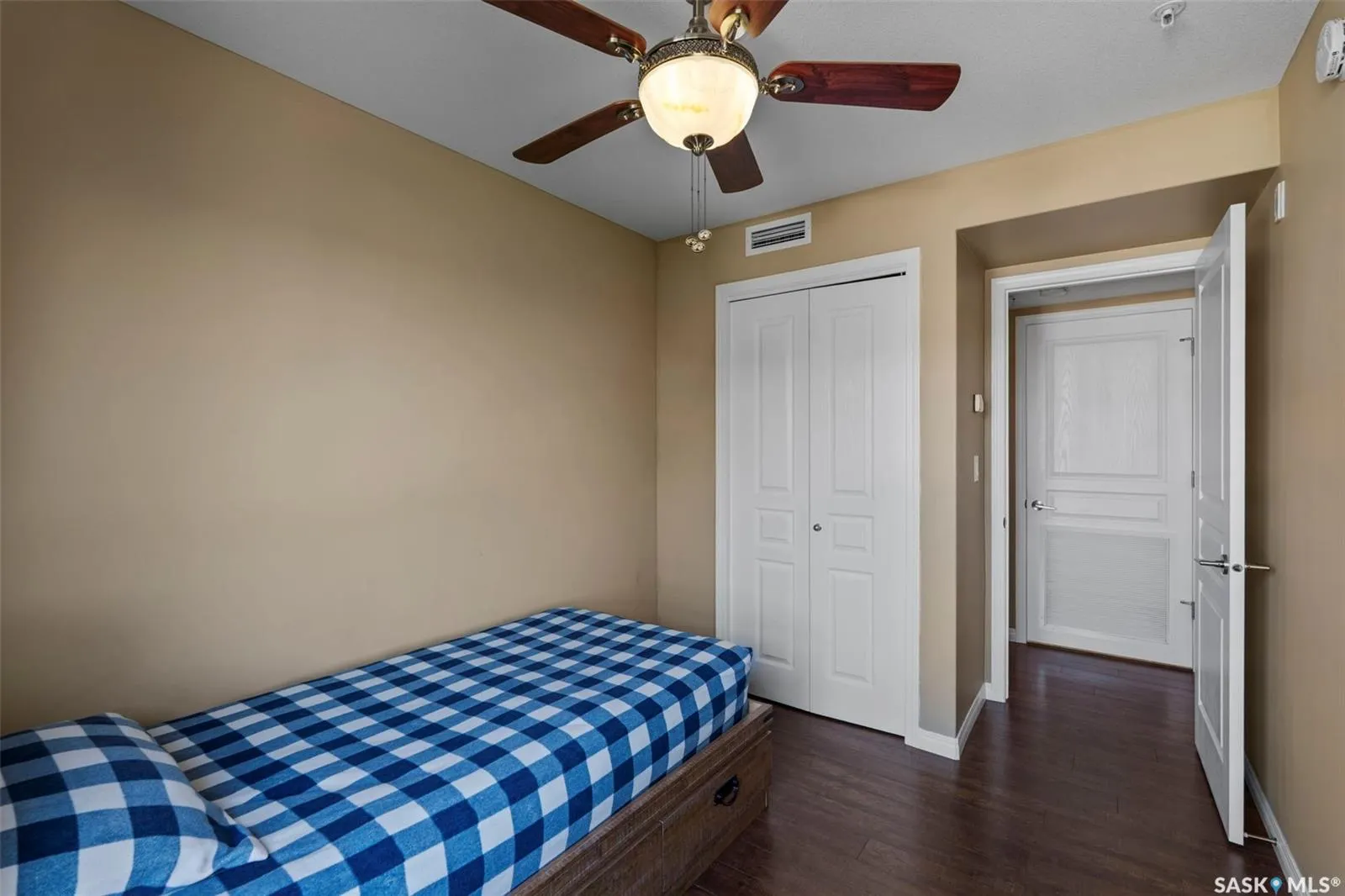 110 Willis CRESCENT, #5206