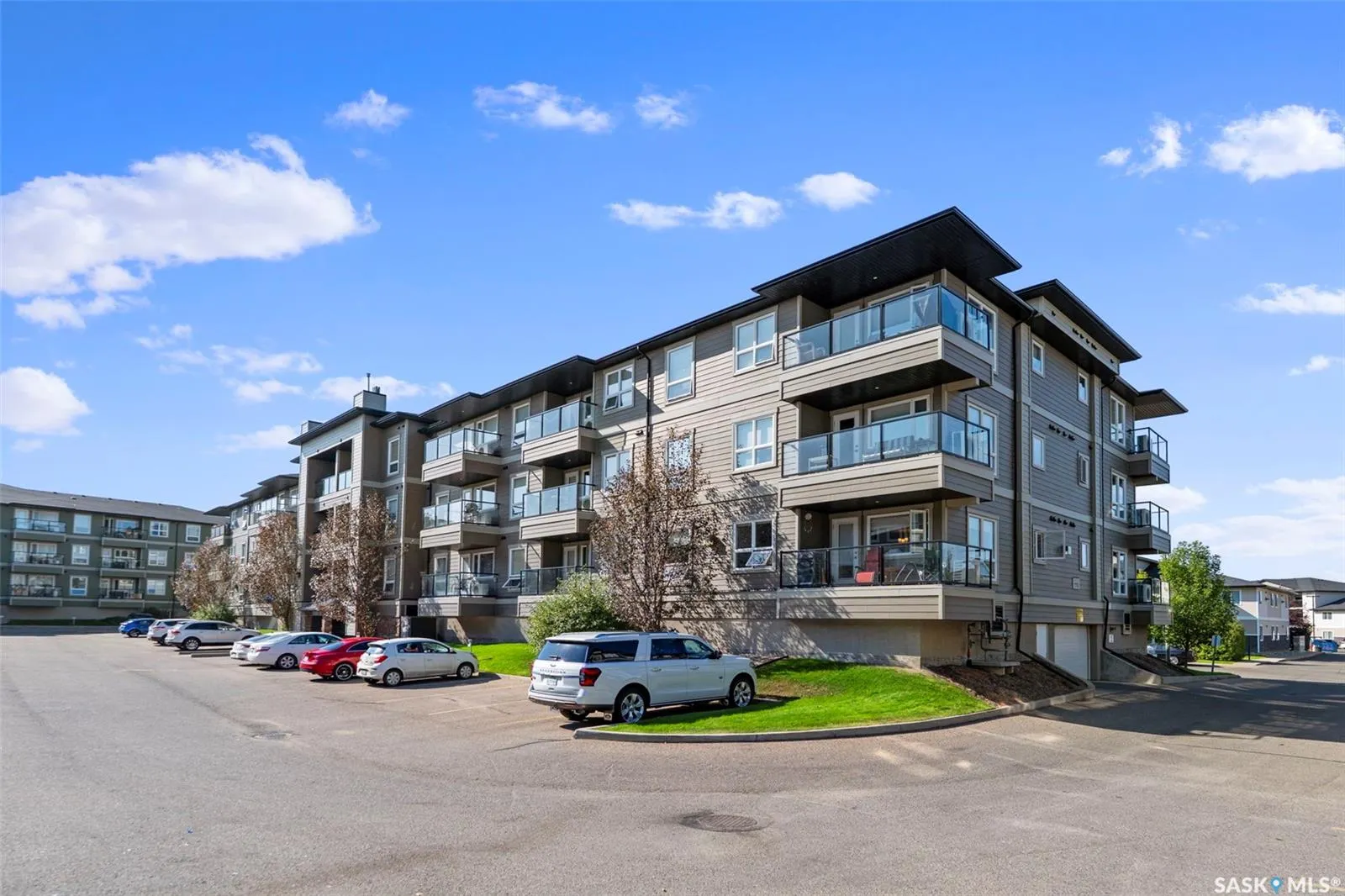 110 Willis CRESCENT, #5206