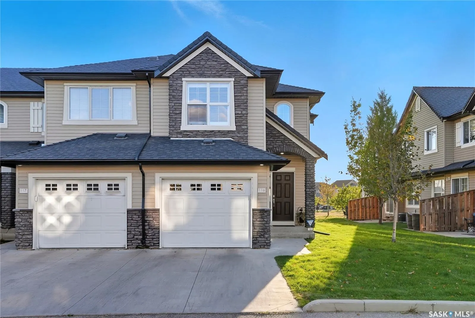 410 Ledingham WAY, #116