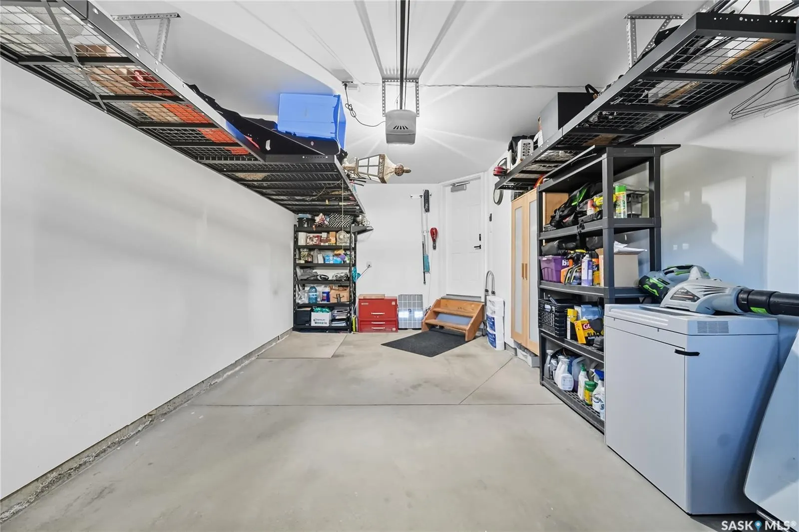 410 Ledingham WAY, #116