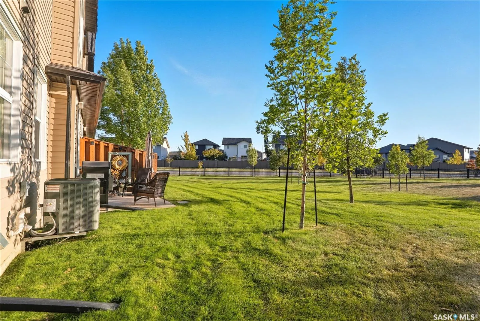 410 Ledingham WAY, #116